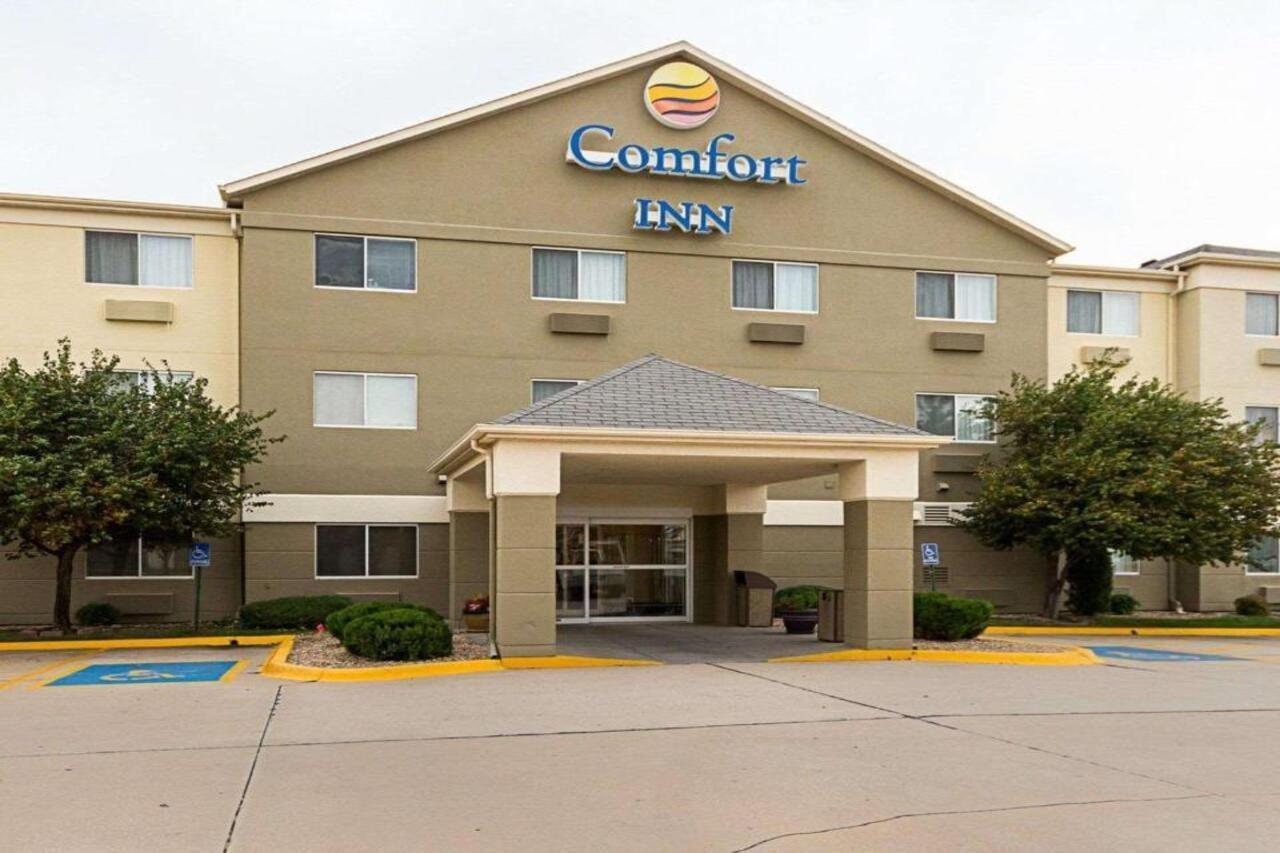 Comfort Inn East Уичита Экстерьер фото